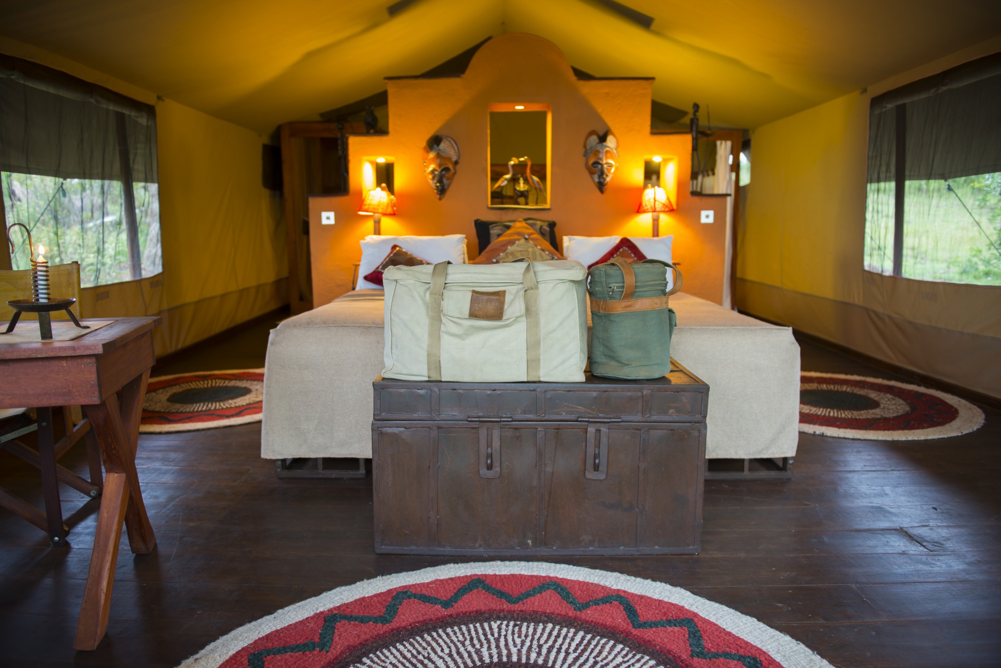 im Safari-Stil eingerichtetes Zelt des Kilima Camps