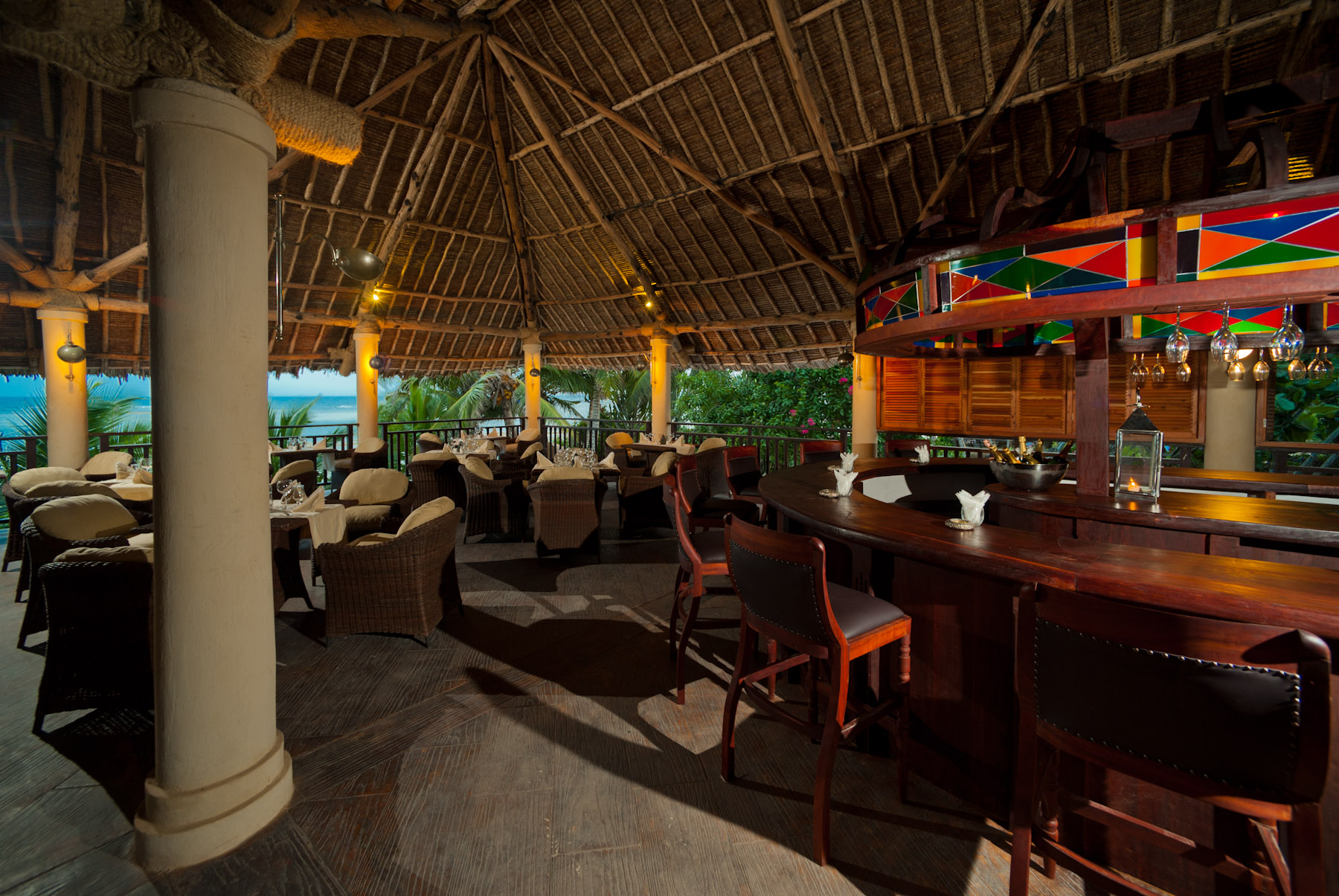 Bar am Strand im Swahili Beach Resort
