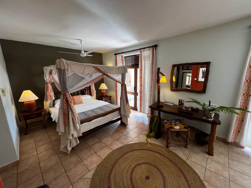 Zimmer im Hotel Pinewood Beach Resort Diani Beach Kenia