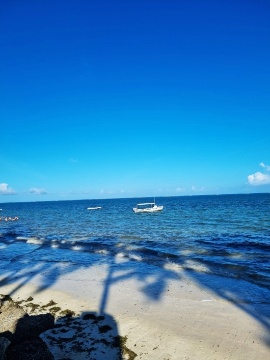 Kenia Hotel Severin Sea Lodge - Strand