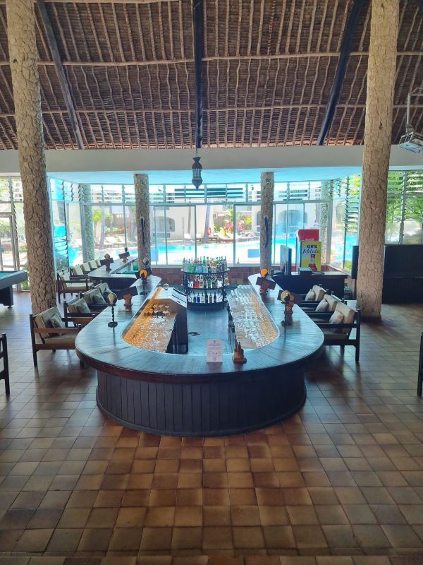Severin Sea Lodge in Kenia - Lobby-Bar - keniaurlaub.de Reisekontor Schmidt