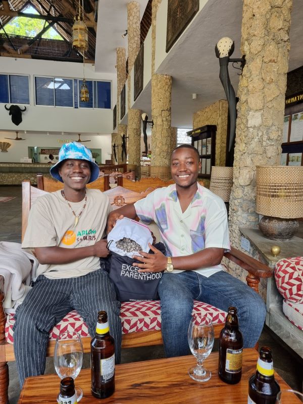 Severin Sea Lodge in Kenia - Treffen mit Freunden - keniaurlaub.de Reisekontor Schmidt