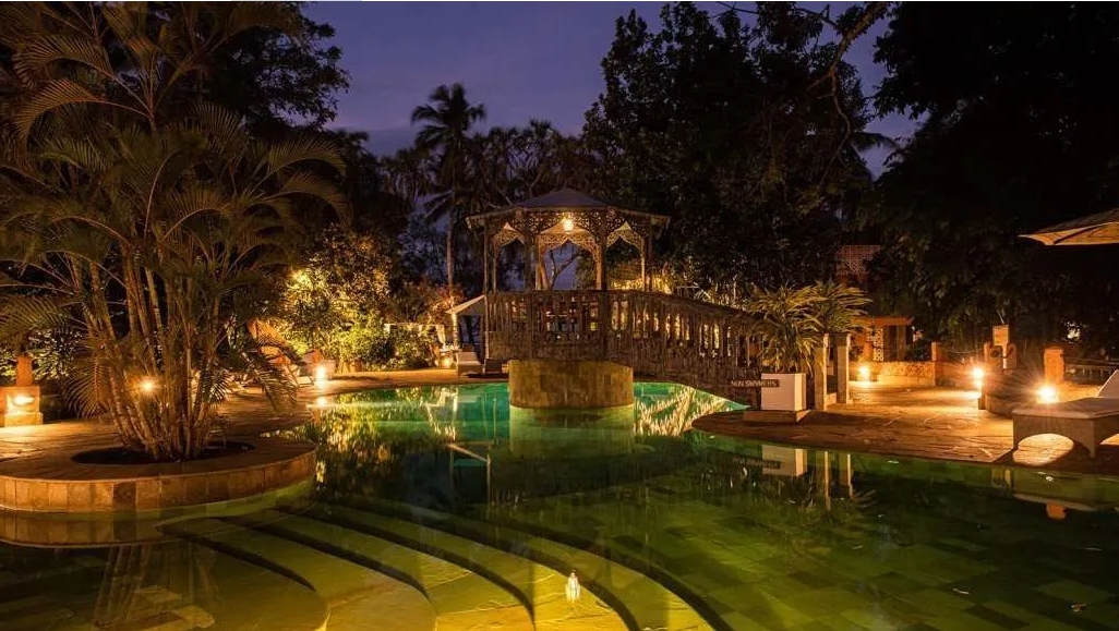 Kenia Hotel Nomad Beach Resort Pool